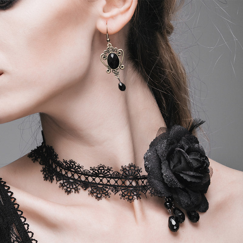 Side Rose Lace Choker