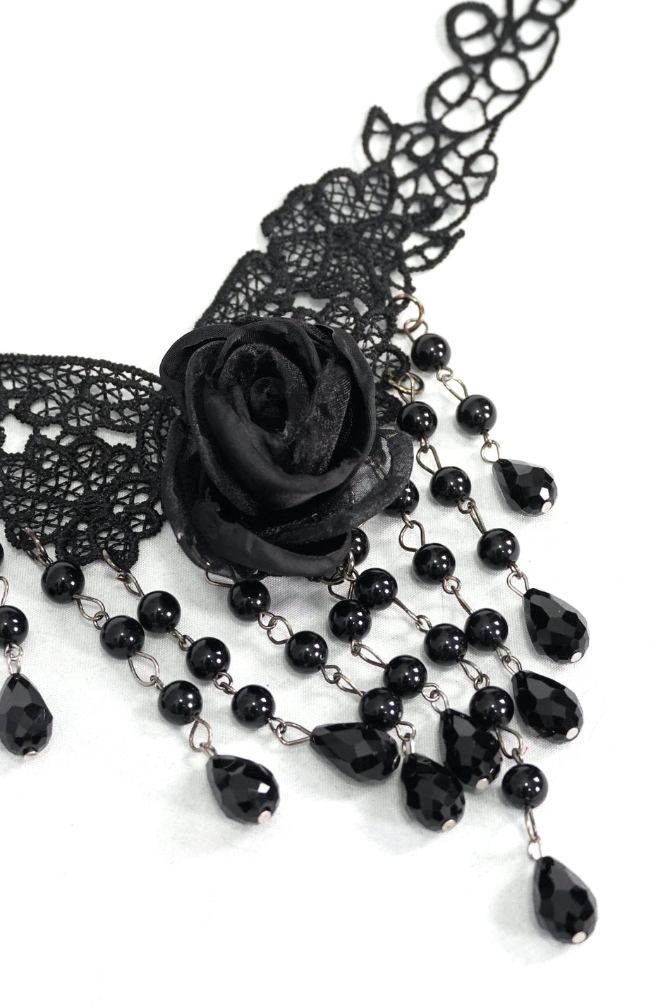 Rose Raindrops Choker Necklace